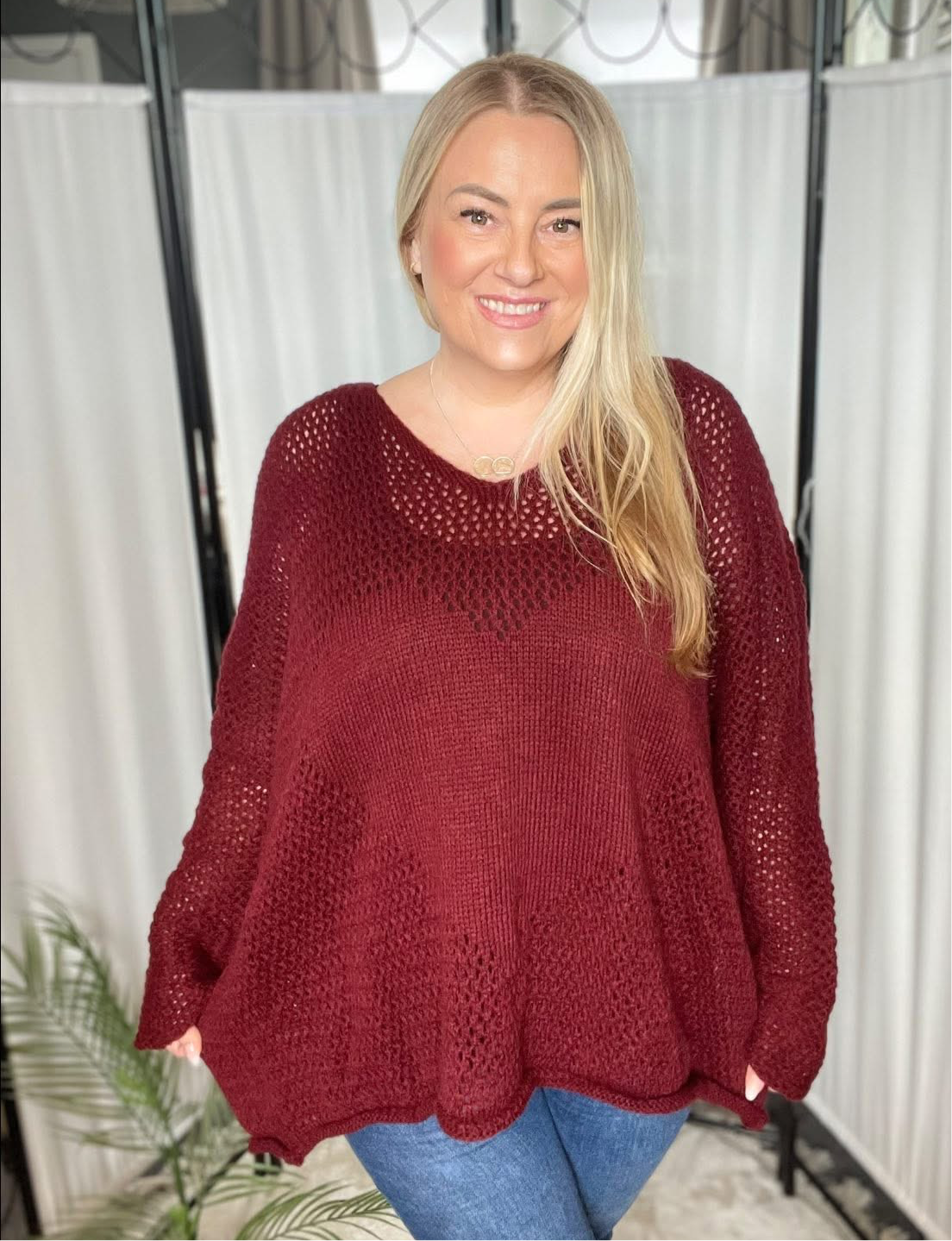 THE LIGHT KNIT OVERSIZED HEART JUMPER - WINE