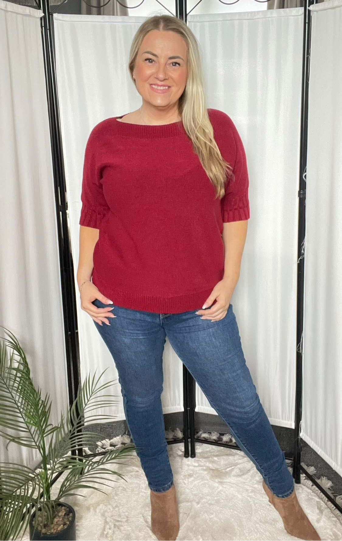 THE BILLIE SHORT SLEEVE JUMPER - WINE