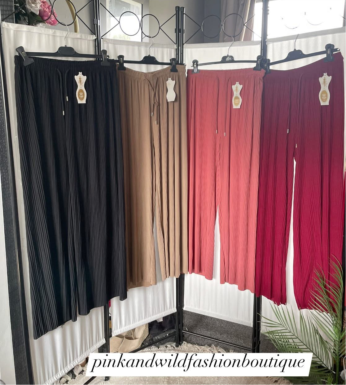 THE SANDY TROUSERS