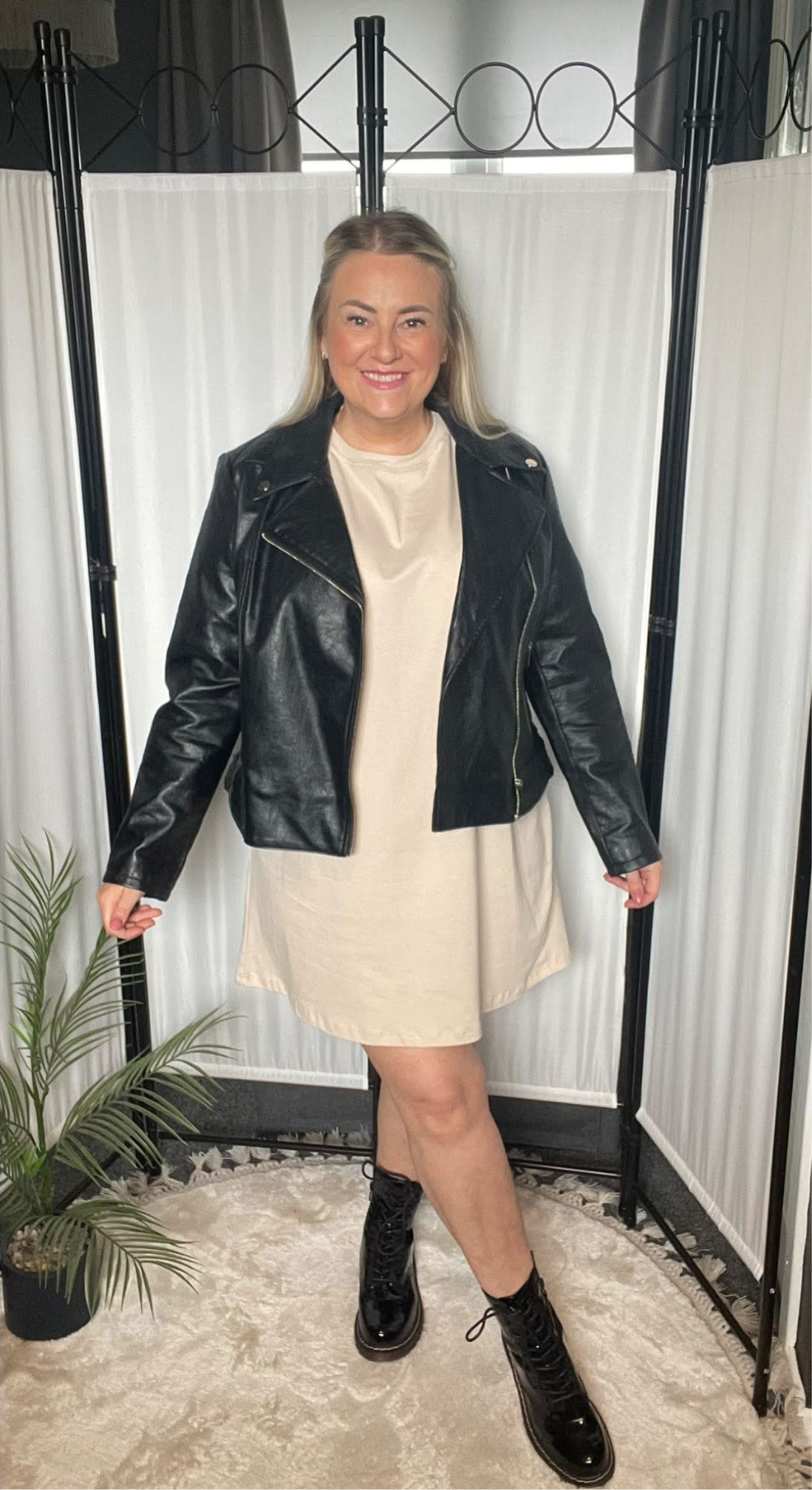 THE BECKIE T-SHIRT DRESS - BEIGE