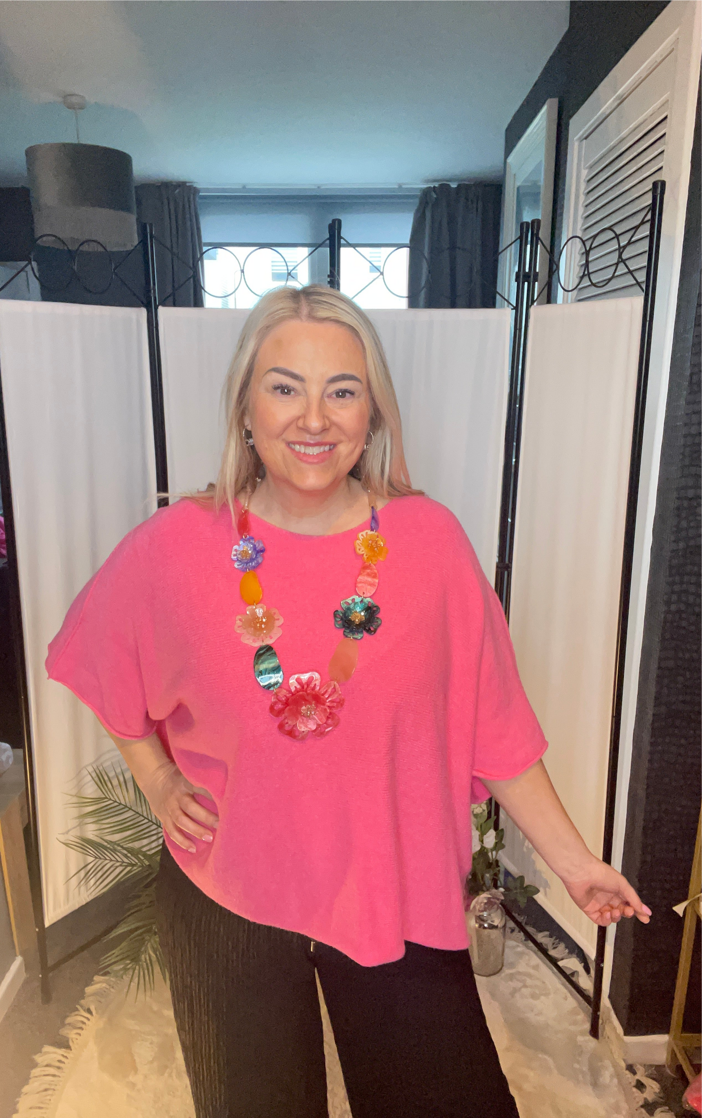 MULTI COLOUR FLOWER NECKLACE