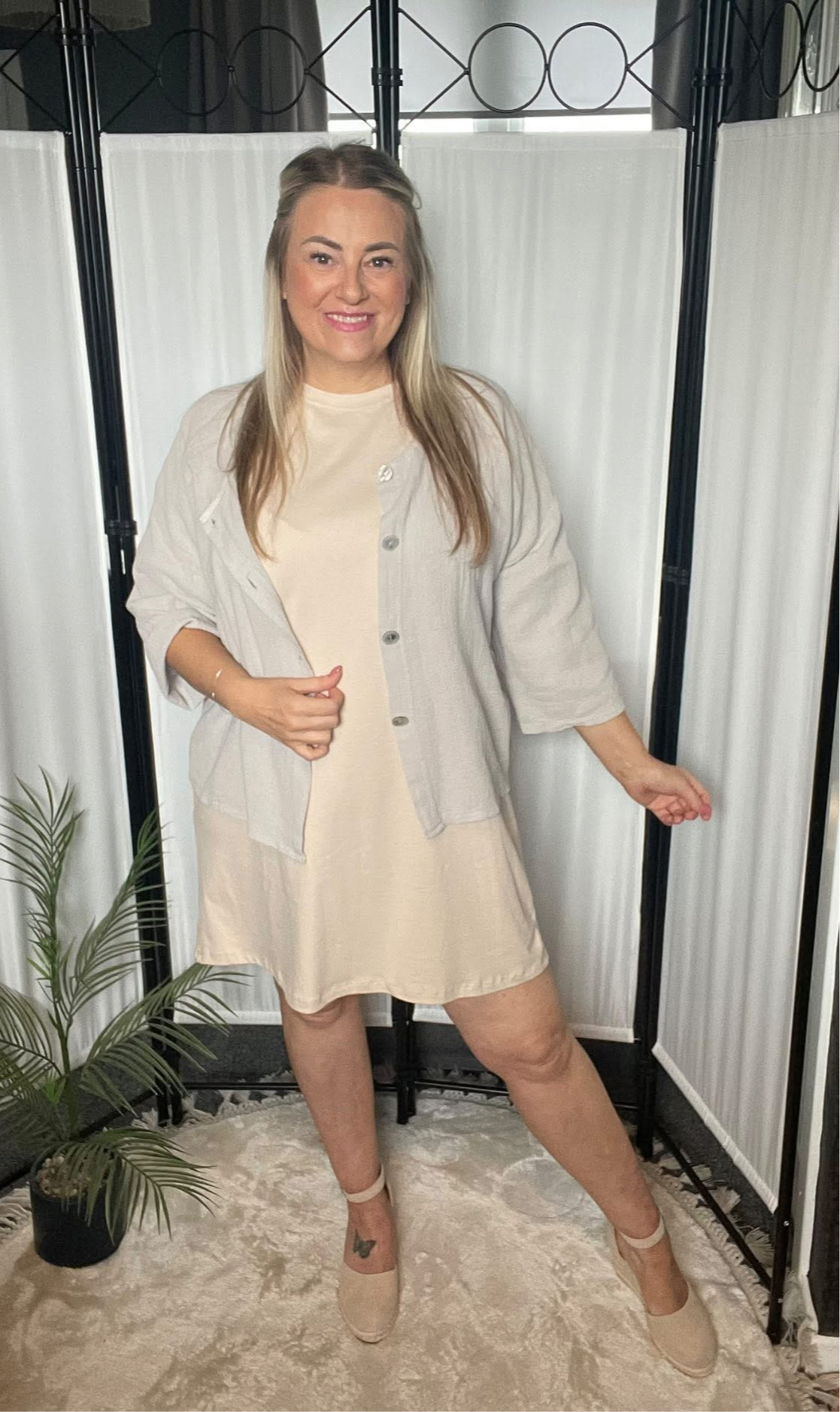 THE BECKIE T-SHIRT DRESS - BEIGE