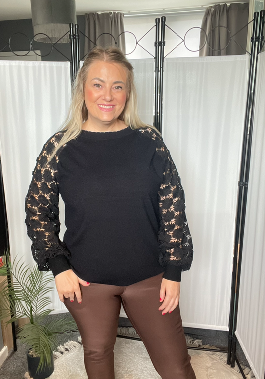 THE FLORAL SLEEVE JUMPER - BLACK