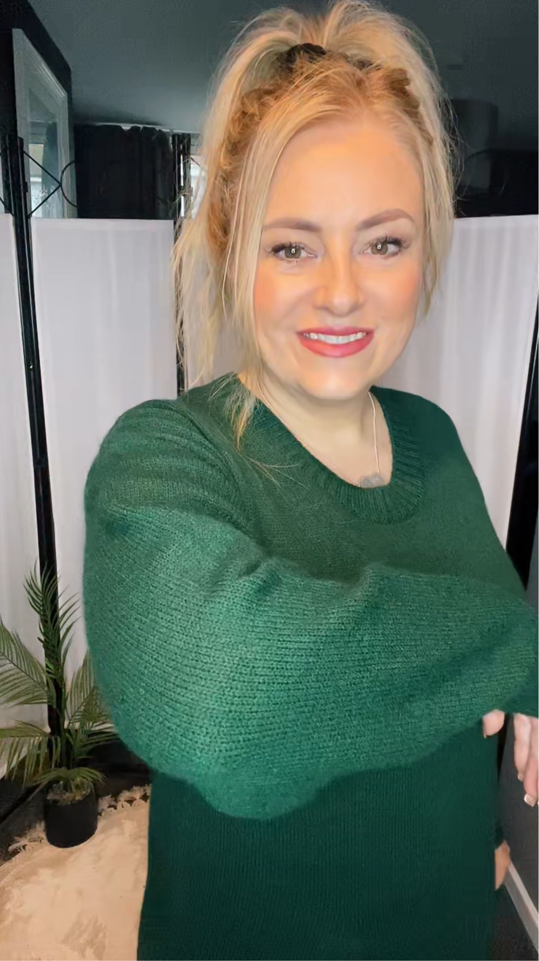 THE JENNA LONG JUMPER DRESS - BOTTLE GREEN