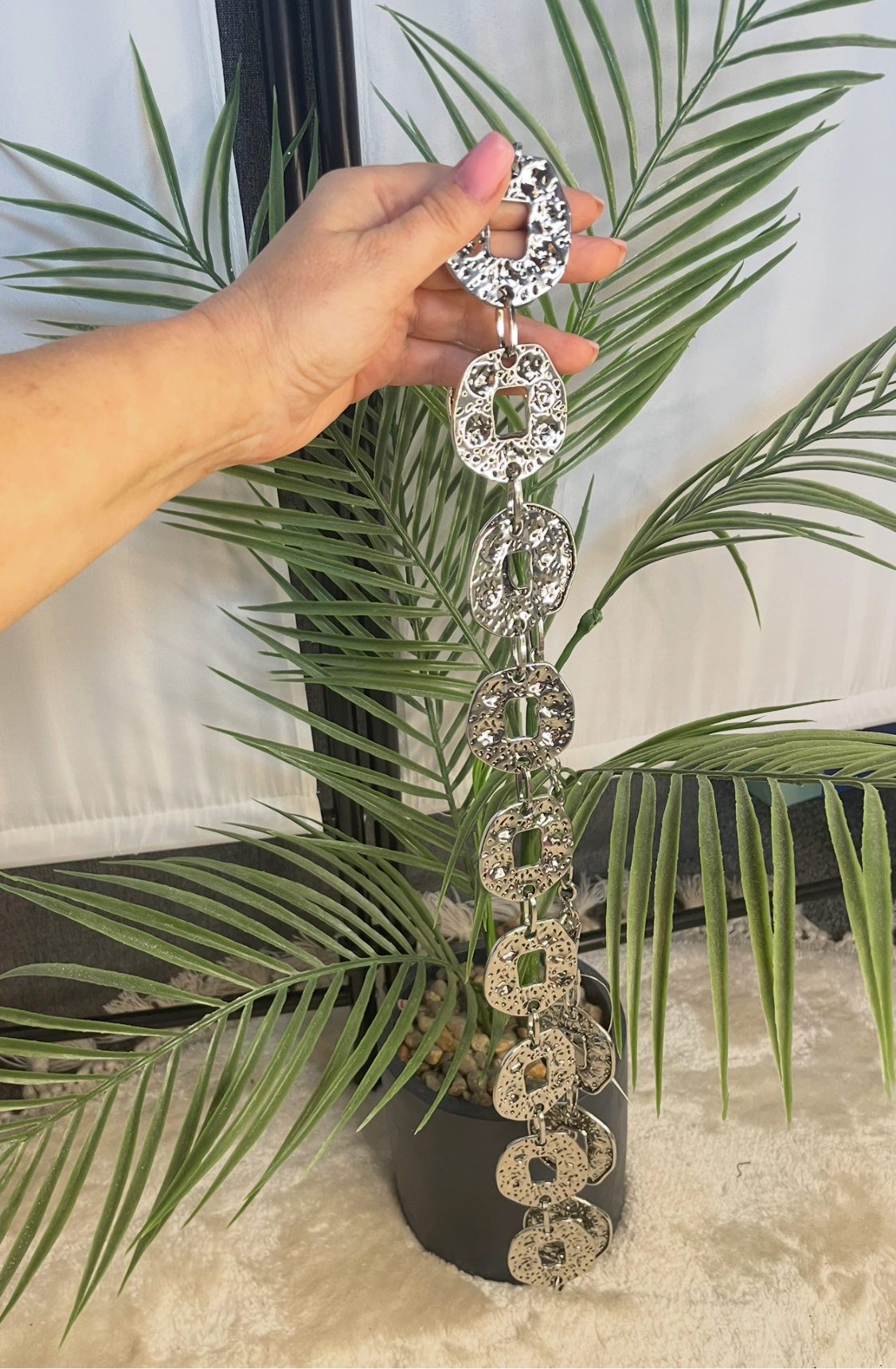 SILVER HAMMERED DISC CHAIN BELT