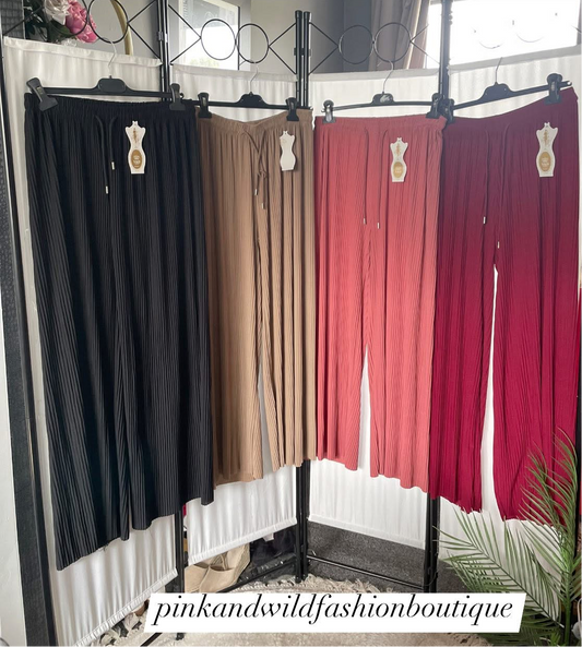 THE SANDY TROUSERS