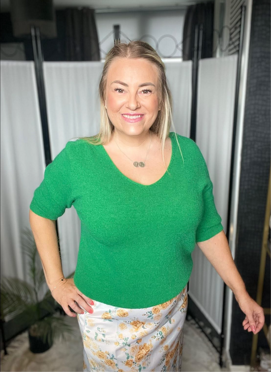 THE MAEVE SHORT SLEEVE JUMPER - GREEN