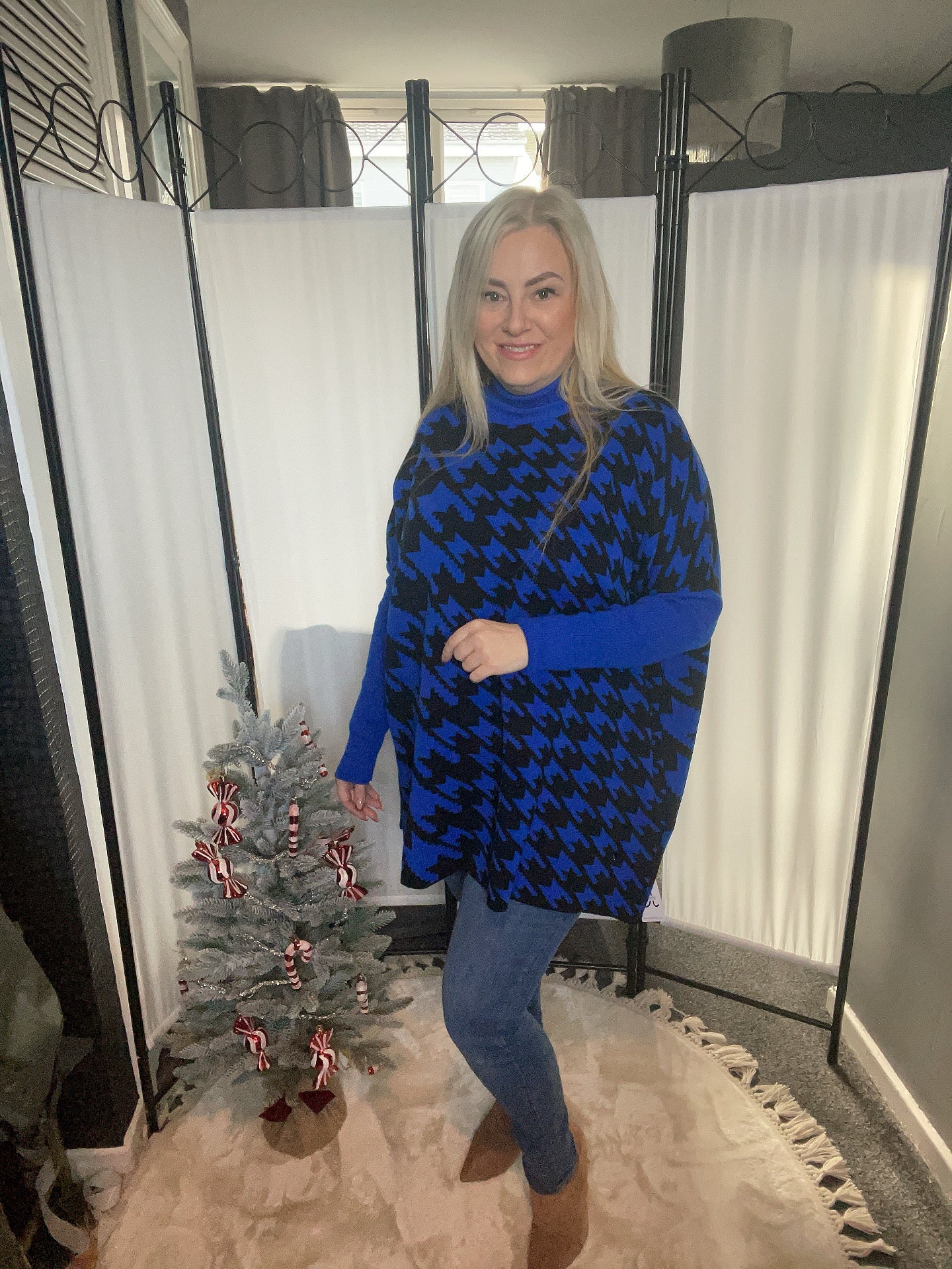 THE DOG TOOTH JUMPER - BLUE/BLACK